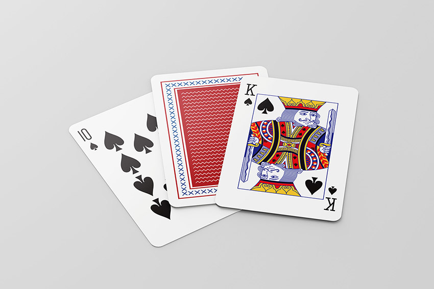 موکاپ کارت بازی (۸عدد) لایه باز